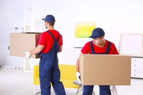 Removal van support for a Covent Garden moving day